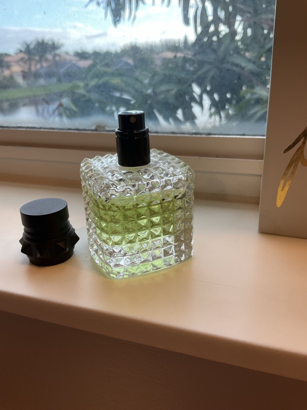 Valentino Born in Roma Green Stravaganza perfume